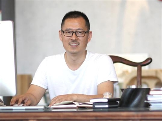 U乐国际机器总经理.jpg U乐国际机器总经理.jpg