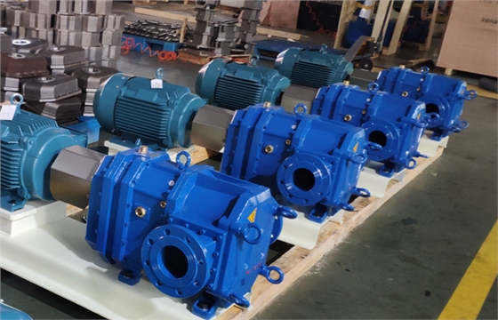 板框压滤机送料泵生产.jpg 板框压滤机送料泵生产.jpg