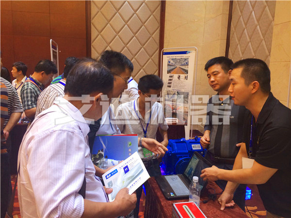 U乐国际机器携新品yesmaster转子泵参展奶业大会 U乐国际机器携新品yesmaster转子泵参展奶业大会