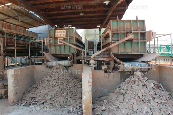 污泥饼.jpg 污泥饼.jpg