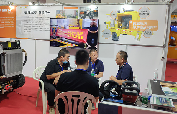 抢险救灾移动电源泵站.jpg 抢险救灾移动电源泵站.jpg