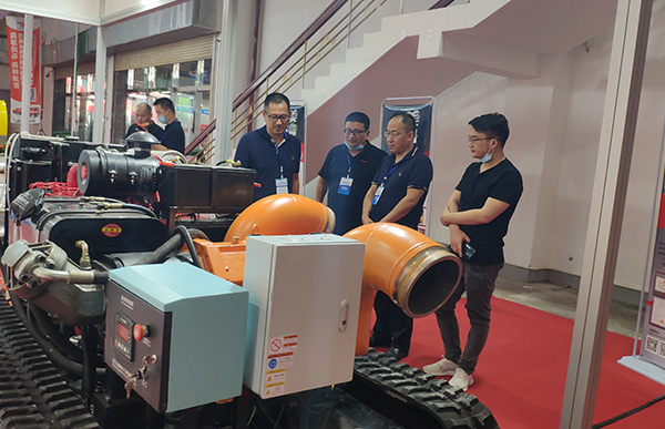 移动抢险电源泵站-U乐国际机器.jpg 移动抢险电源泵站-U乐国际机器.jpg